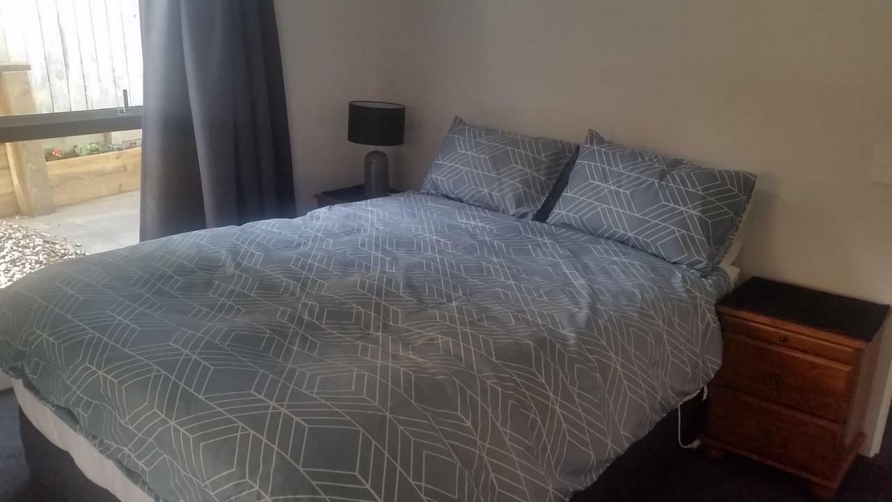 Edgehill - Semi Self-Contained Eco Friendly Home Tauranga Buitenkant foto