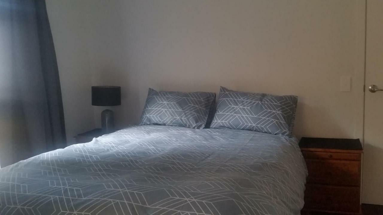 Edgehill - Semi Self-Contained Eco Friendly Home Tauranga Buitenkant foto