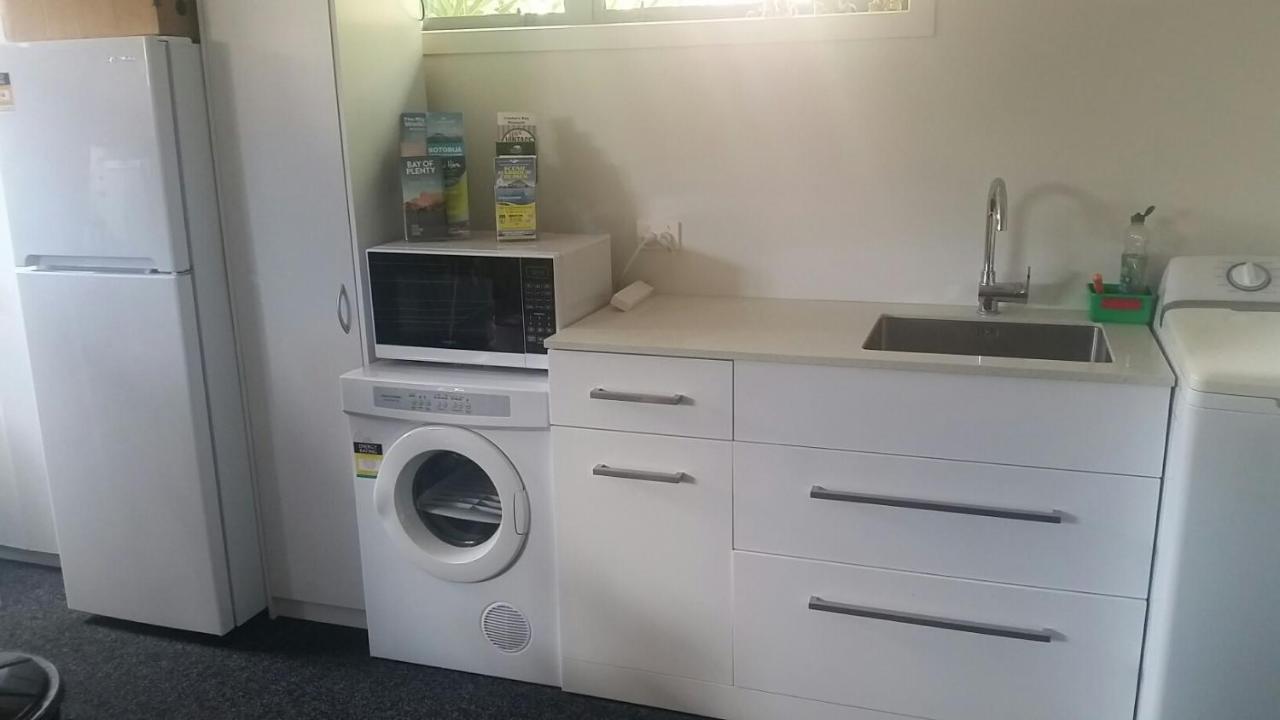 Edgehill - Semi Self-Contained Eco Friendly Home Tauranga Buitenkant foto