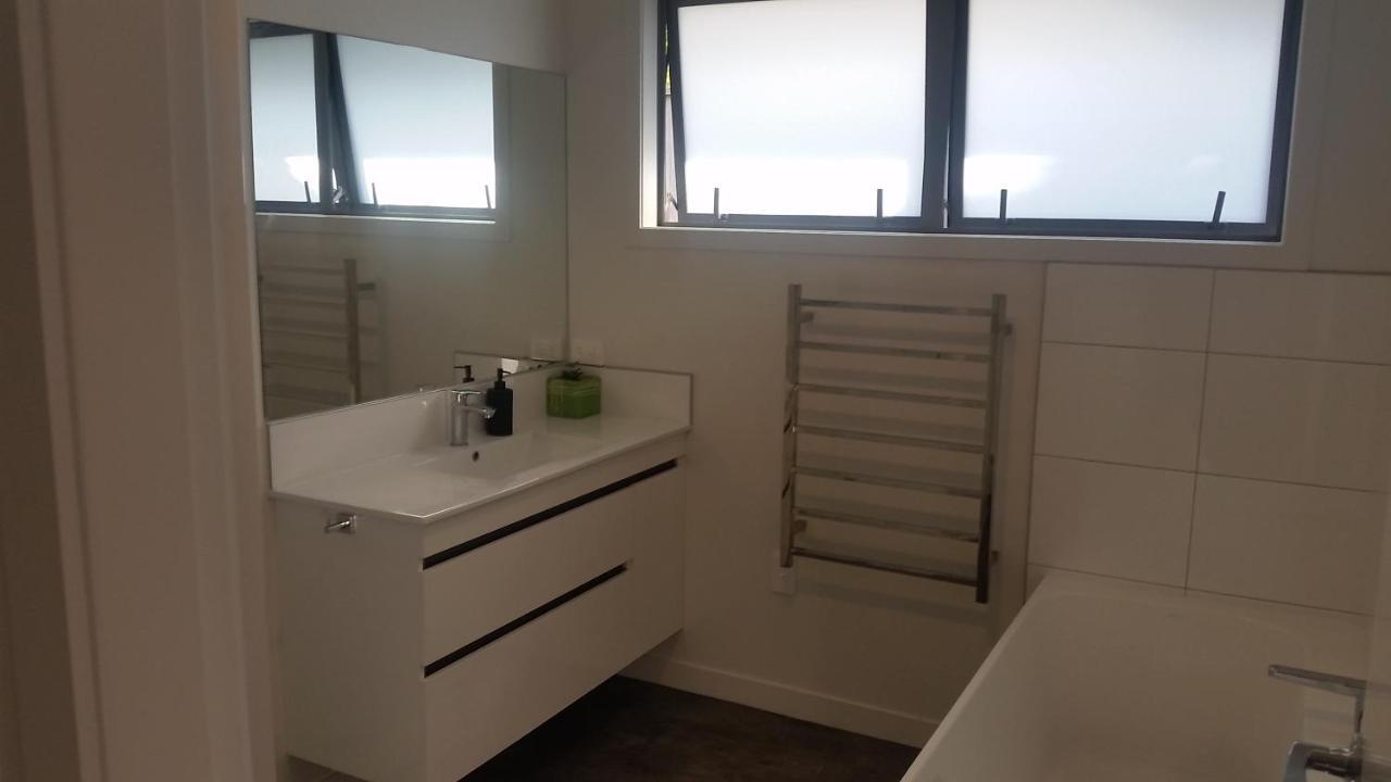 Edgehill - Semi Self-Contained Eco Friendly Home Tauranga Buitenkant foto